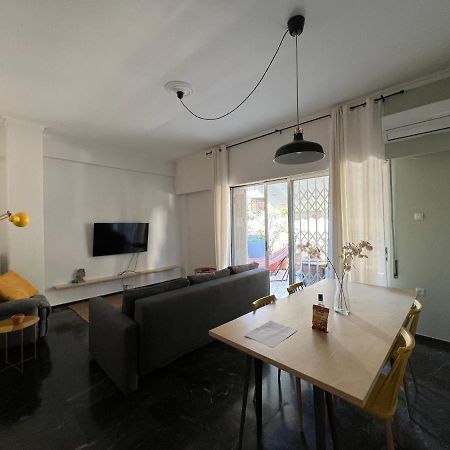 Saffron Apartment In Central Athènes Extérieur photo